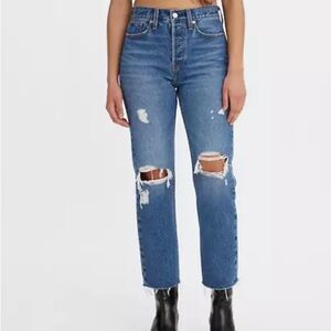 Women’s Levi wedgie straight jeans
